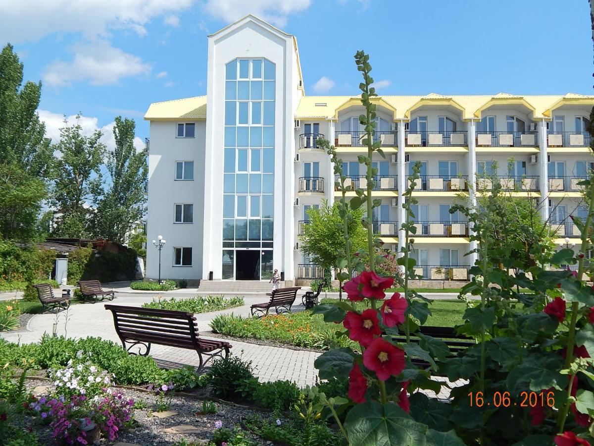Отель Мелиоратор-Юг Koblevo Exteriör bild